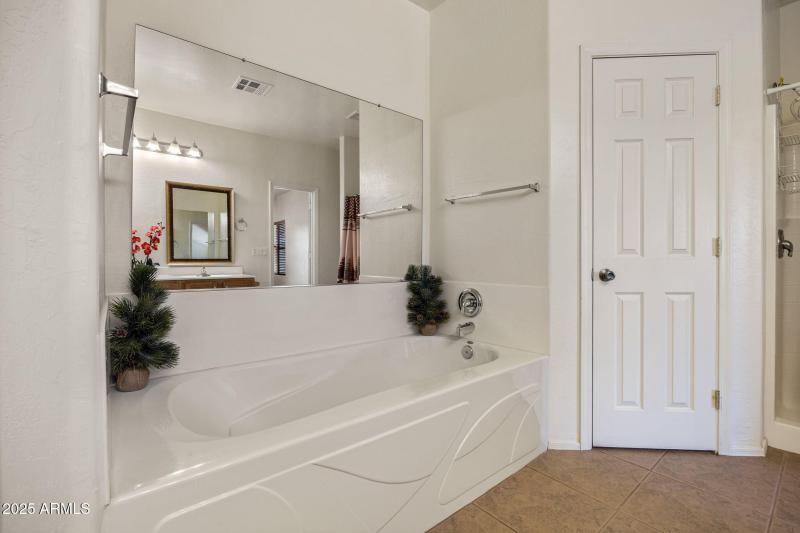 OWNERS BATH