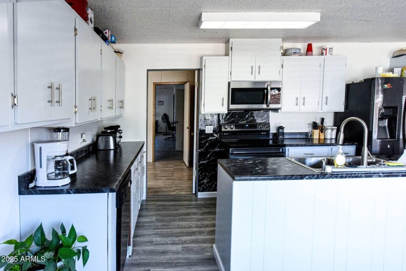 KITCHEN4