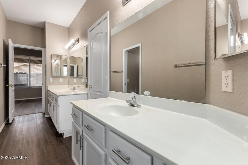 Guess bathroom