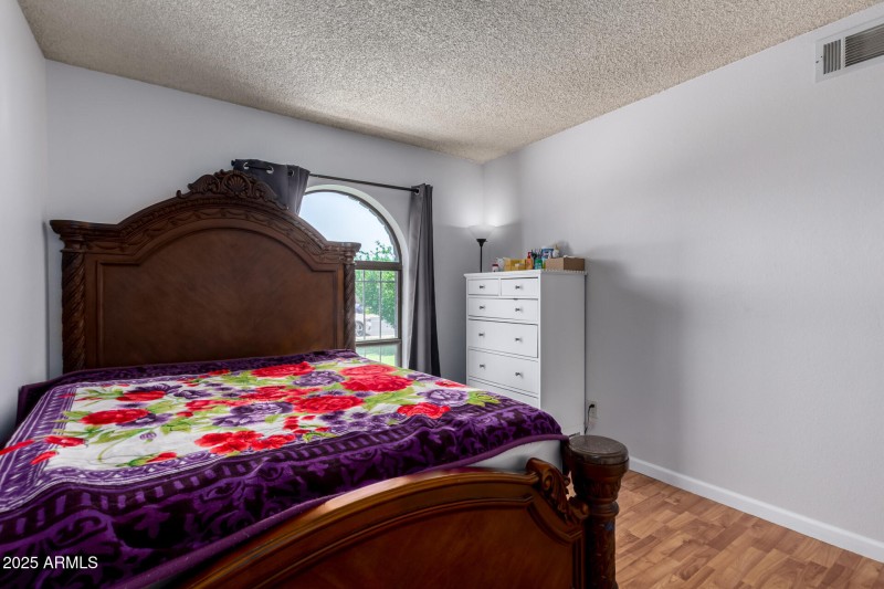 20 Sunnyside