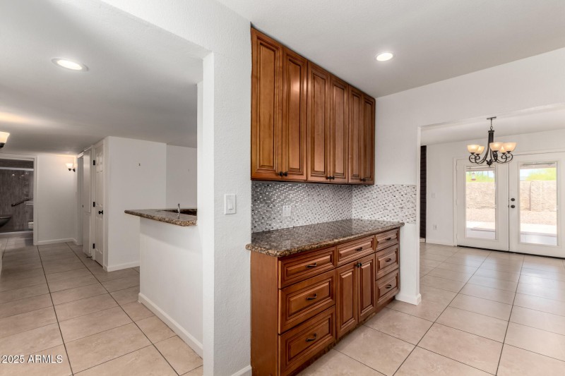 Bonus Storage & Buffet Counter