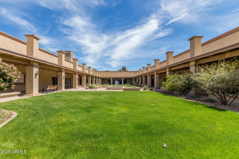 Serene Courtyard Space