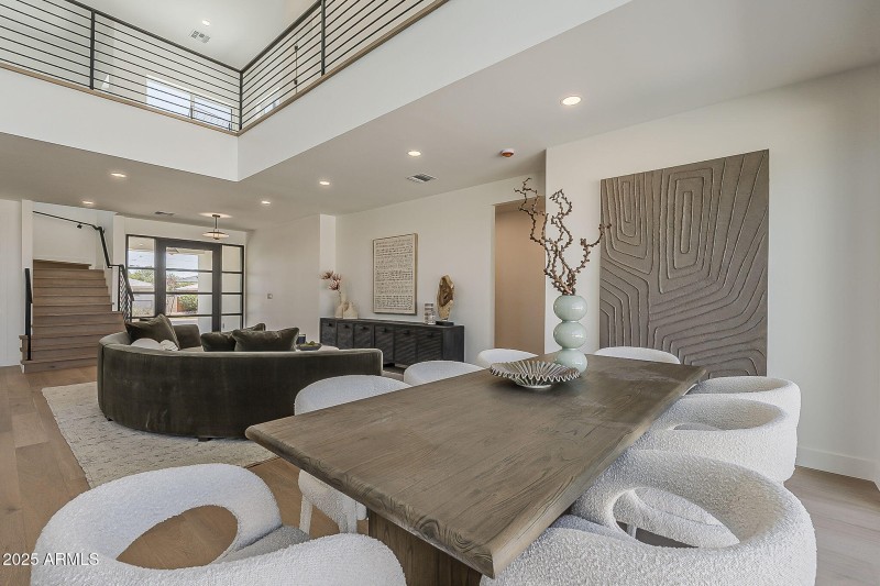 9-web-or-mls-Piccadilly-9