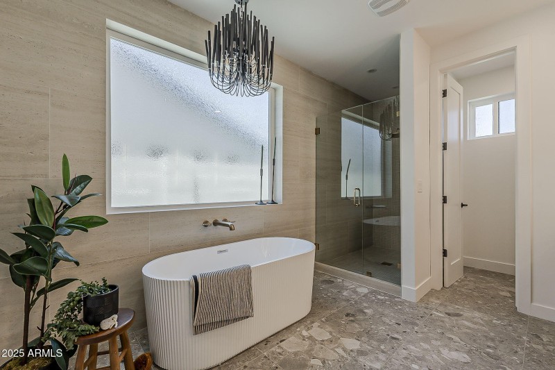 28-web-or-mls-Piccadilly-28