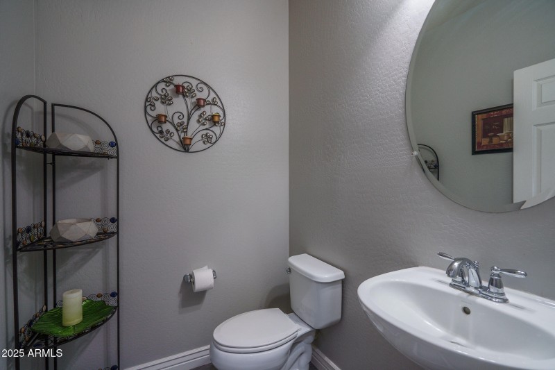 23) POWDER RM