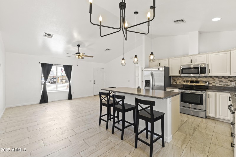 Dining Room/Kitchen