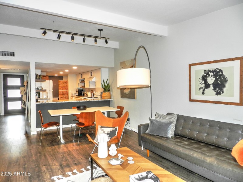 Open and Modern Living Room