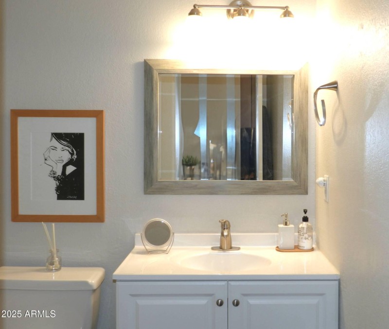 2nd Bathroom