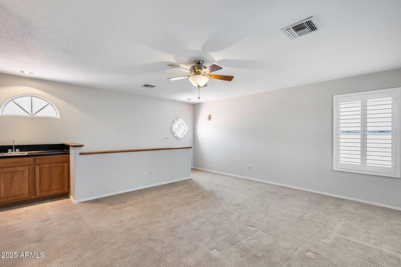 Loft + 2nd Wet Bar