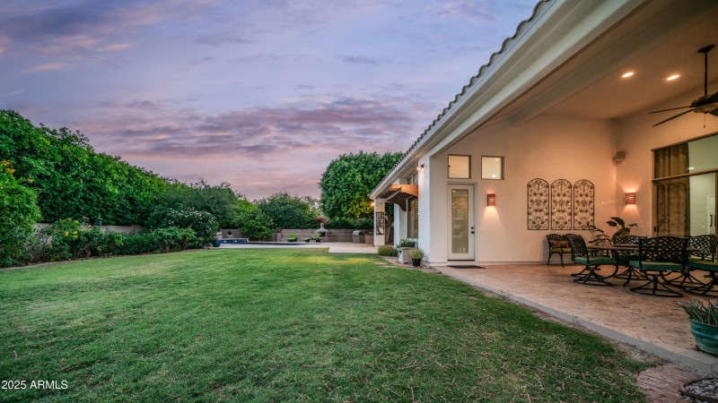 103 W Vista Ave Exterior Photos-23