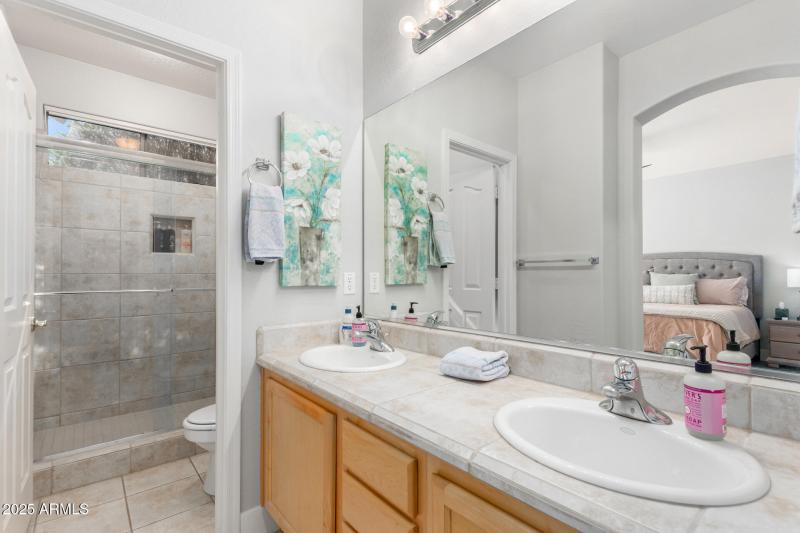 0018-18 - Meadowview