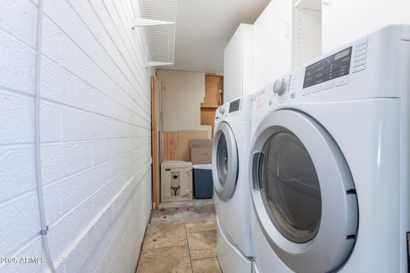 39-web-or-mls-Phoenix-39