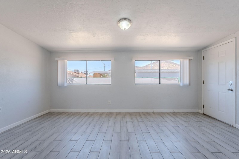 19-web-or-mls-North-19