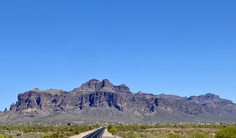 superstition mt 1