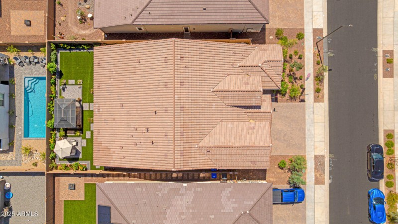 Drone (2)