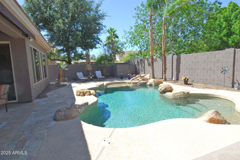 Pool W A