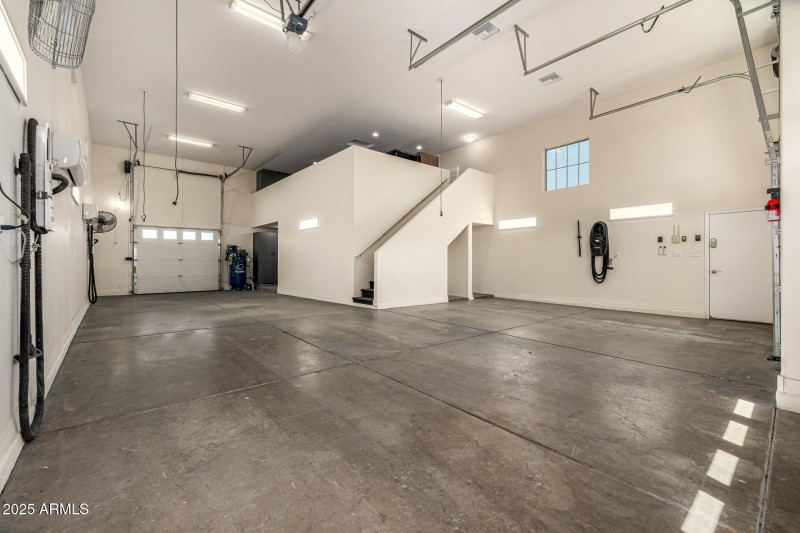 RV Garage 1