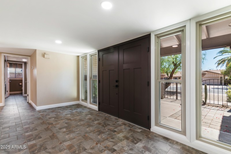 impressive front entryway/foyer