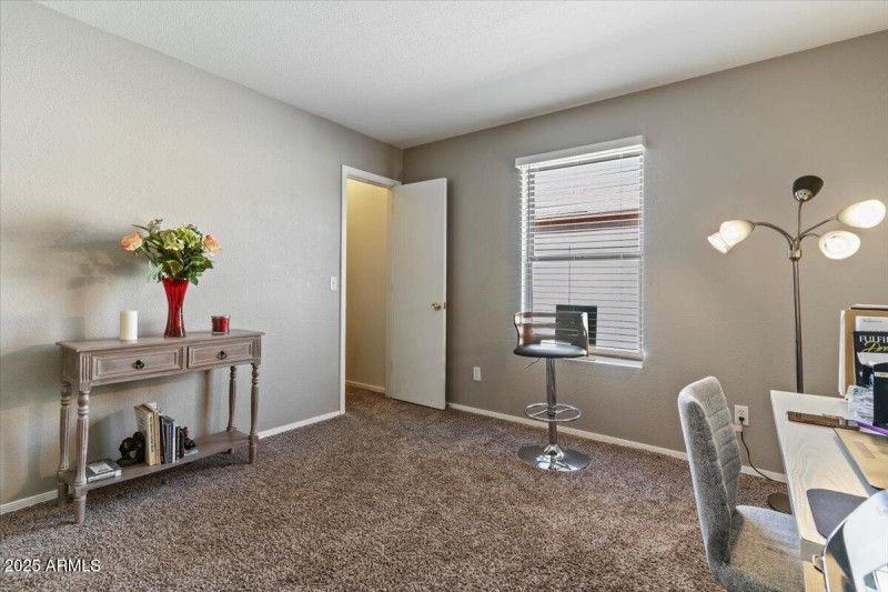 22-1057 E Silversmith Trail