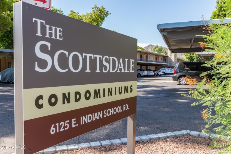 17 - Indian School 6125