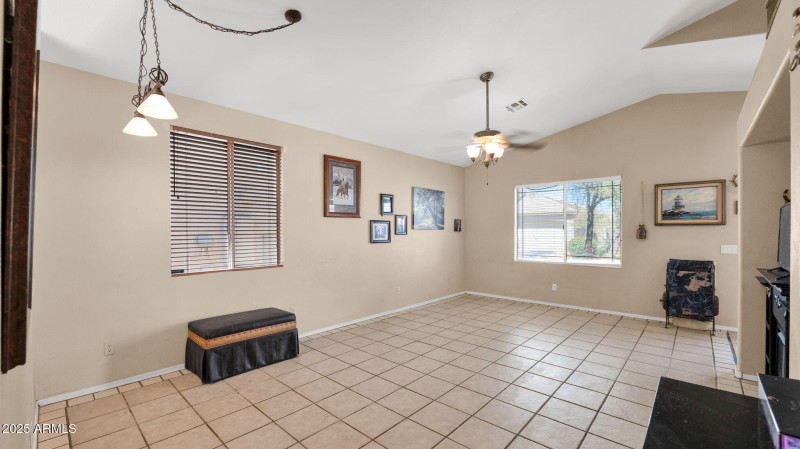 9-web-or-mls-P1085284