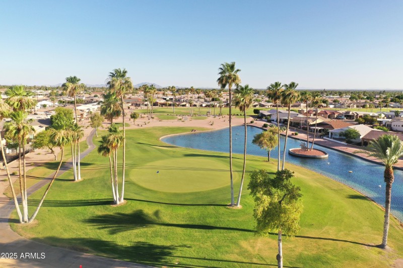 21CF0A5A07C40FF376B81AE1C1AC55E0