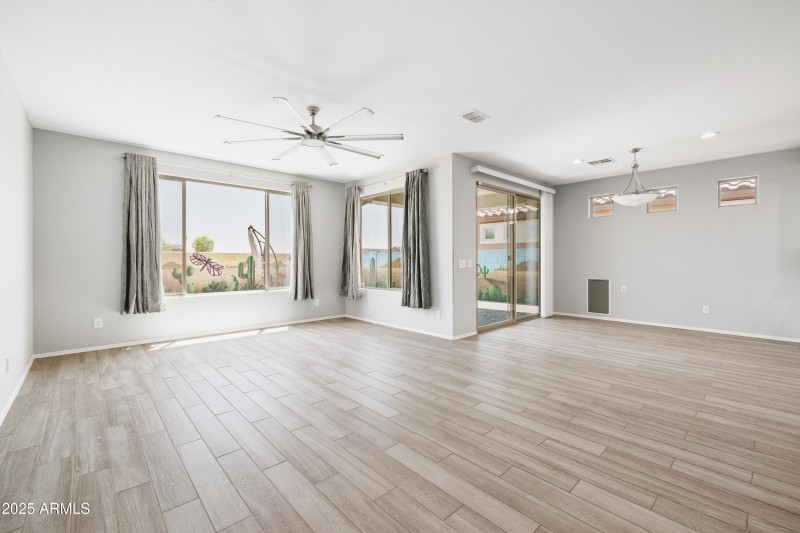 25727 north 161st_16