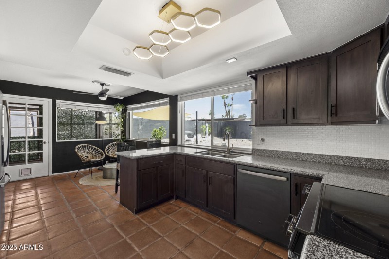 Desert Cove 11