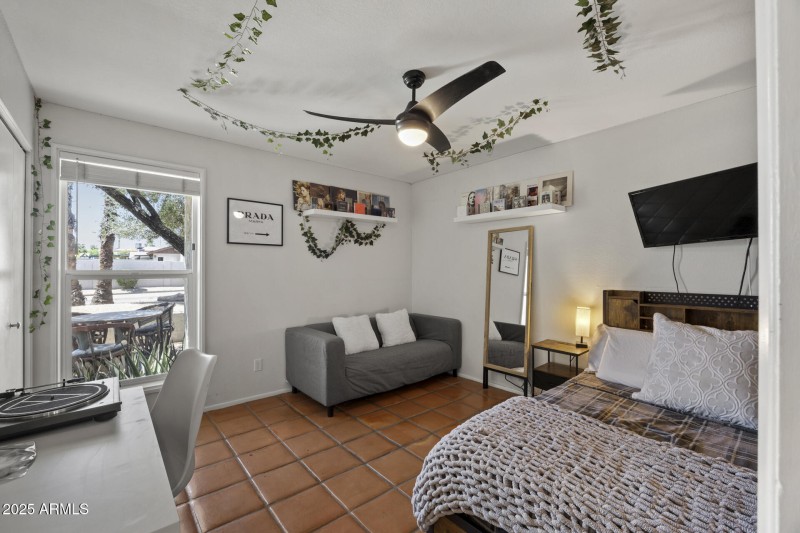 Desert Cove 20
