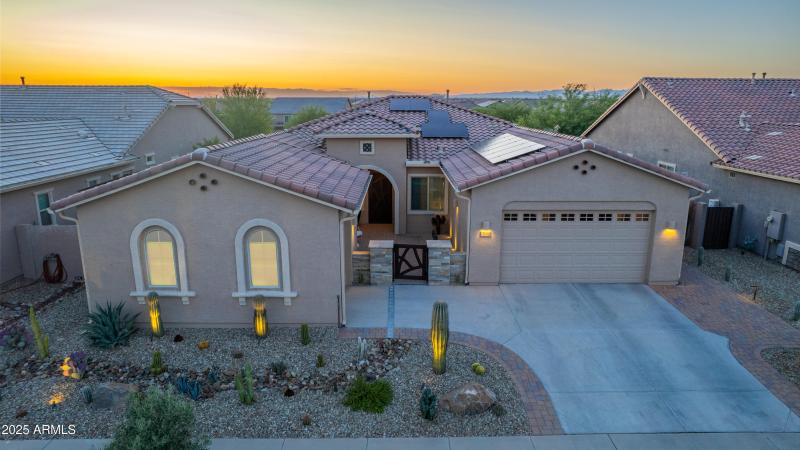17018 W Saguaro Park Ln Twilight-12