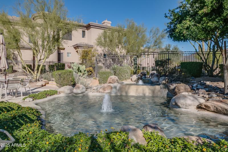 * 17 Thompson Peak-061 - waterfall