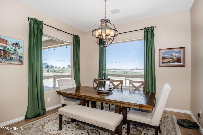 05 Dining Room a
