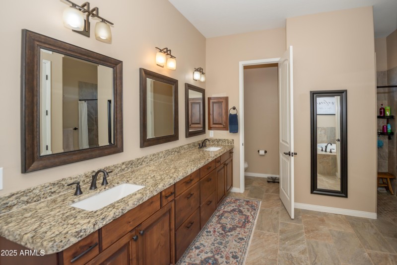 06 Master Bath a
