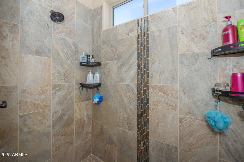 06 Master Bath d