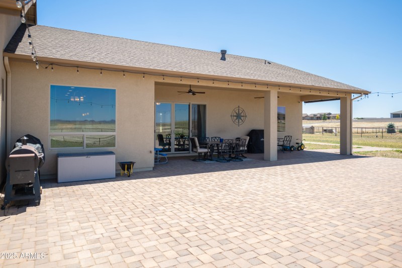 14 Patio c