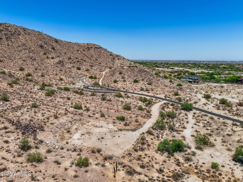 9-web-or-mls-3284-n-highlands-dr