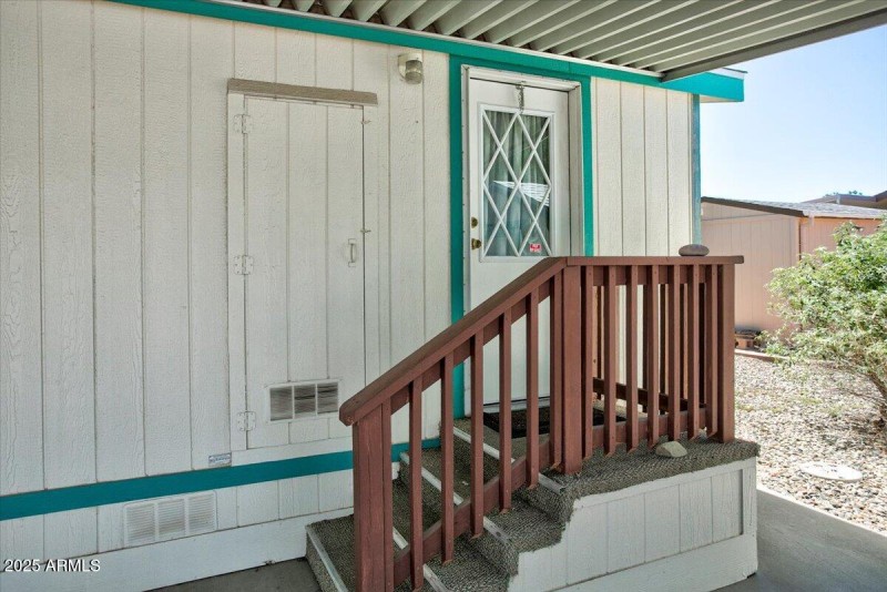 CARPORT ENTRY
