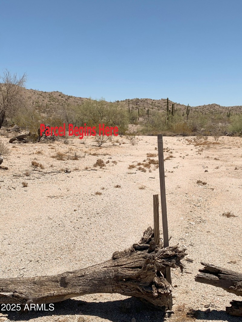 Entrance to Lot 350' from Donnaloy