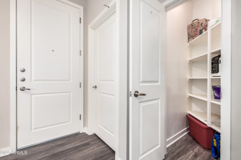 Walkin Pantry