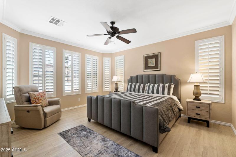 019_1732 E Vesper Trail