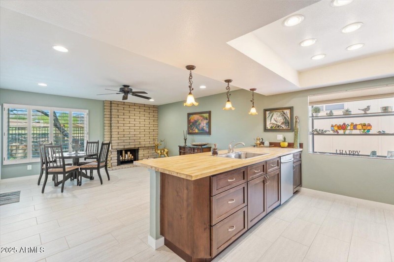Kitchen 4
