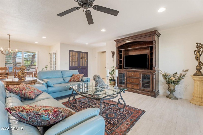 Living Room2
