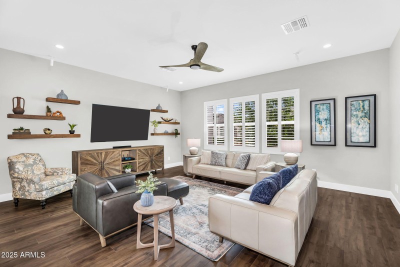 11233 N. Blakely Street, Surprise, AZ