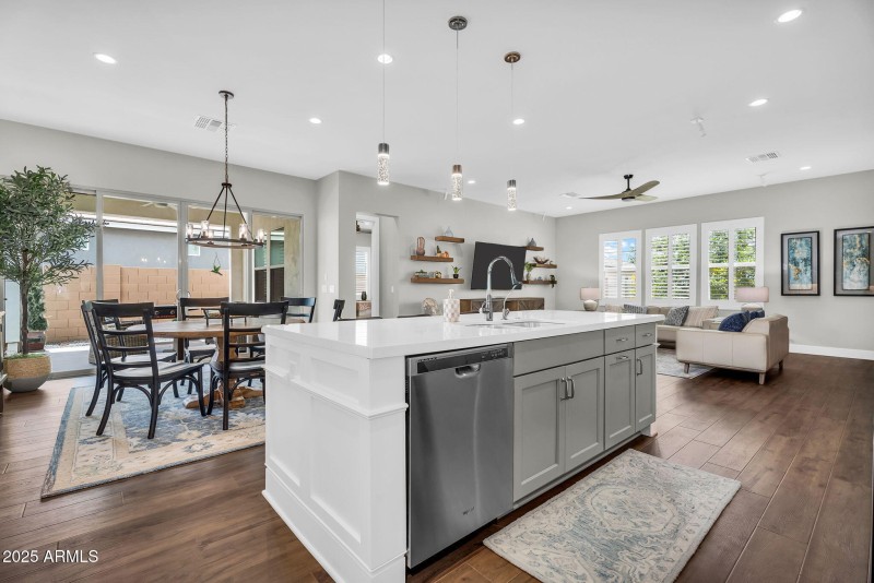 11233 N. Blakely Street, Surprise, AZ
