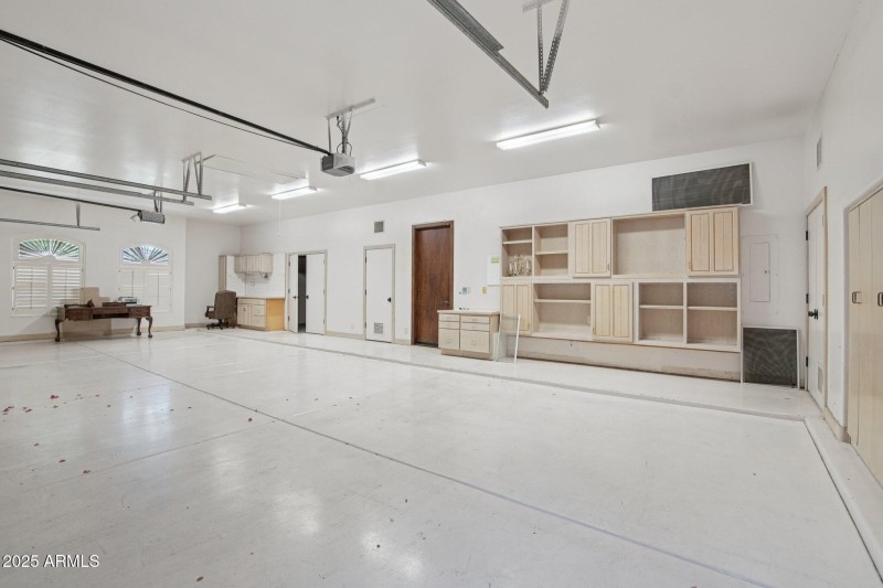 garage
