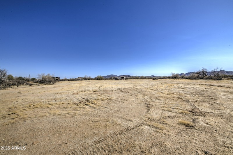 Lot 2