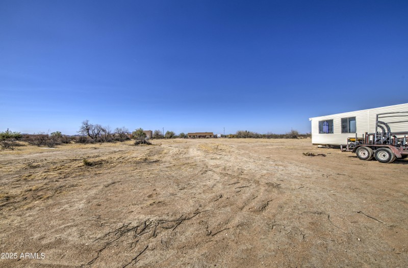 Lot 6