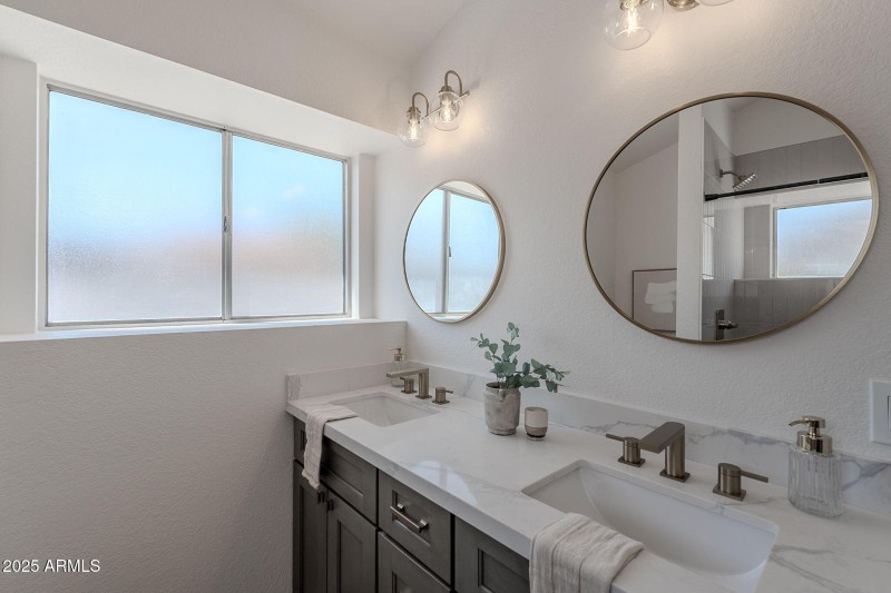 Primary En Suite