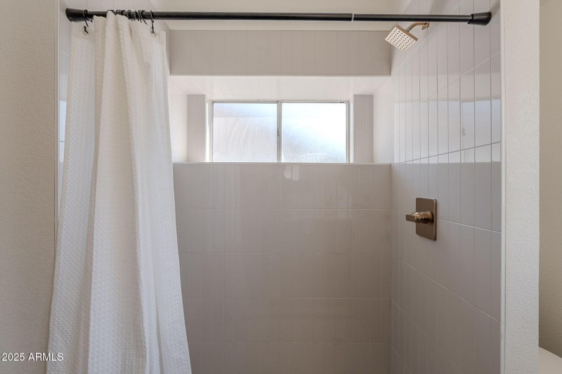 Primary En Suite
