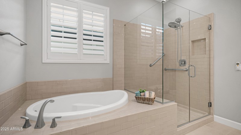 Spa-like Tub